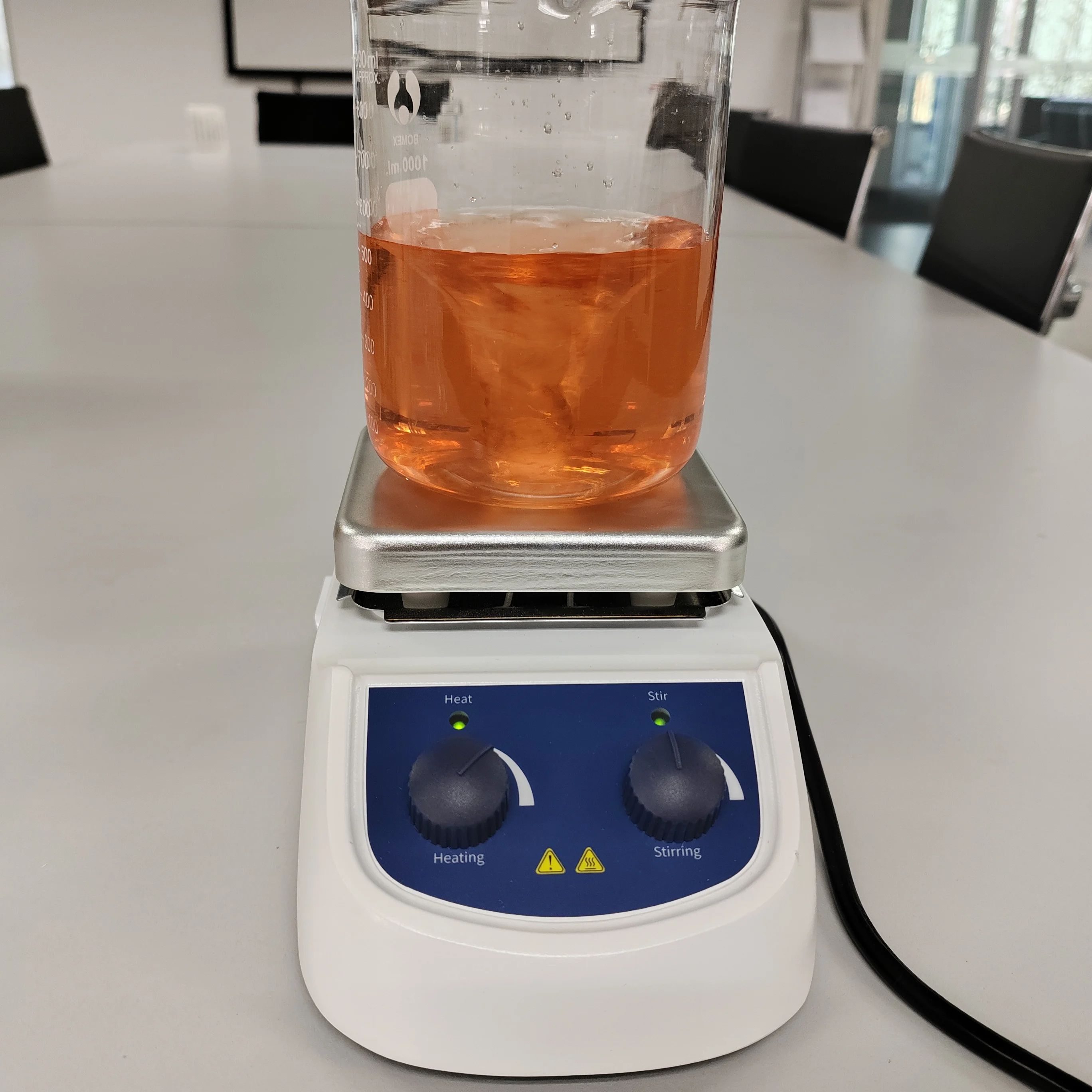 MS4-H380-E 5L 磁気攪拌機 ホットプレート 研究 - Lab Equipment のレビューと価格